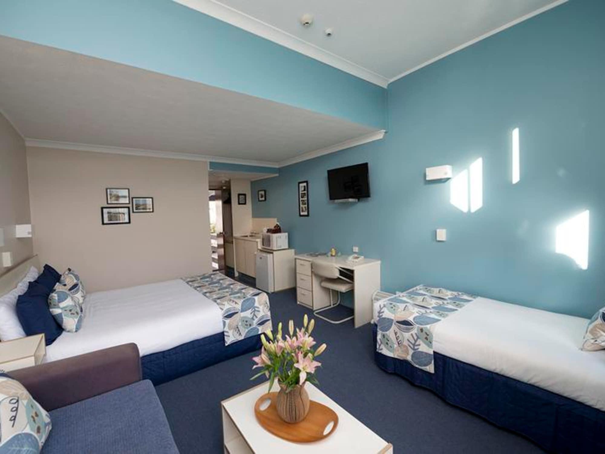 Wrights By The Sea Motel Paraparaumu Exterior photo