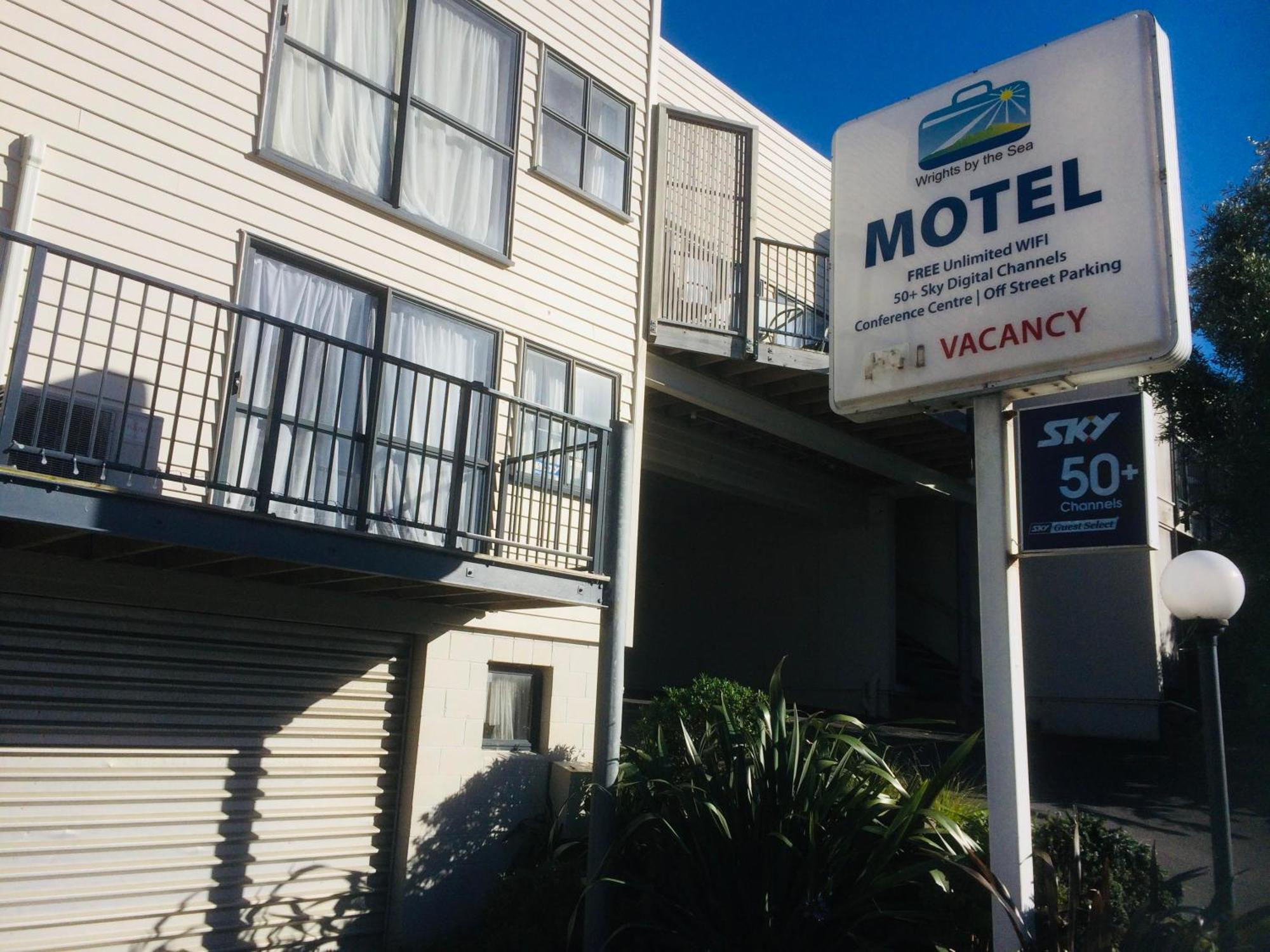 Wrights By The Sea Motel Paraparaumu Exterior photo